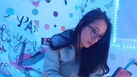 Snapshot of seuctive_woman57 chatting on January 29, 2025, 11:20 am samy online show from January 29, 2025, 11:20 am