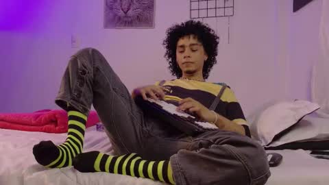 Alexis online show from November 26, 2025, 5:19 am