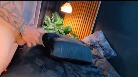 Snapshot of sex_in_paradise24 chatting on June 29, 2026, 4:30 am WELCOME Samara and Ethan Now independent models Thanks for seeing and supporting us follow our new account please online show from June 29, 2026, 4:30 am