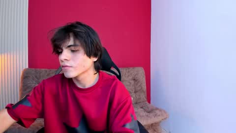 Oliver Anna Roman and Josh online show from February 10, 2026, 2:15 am