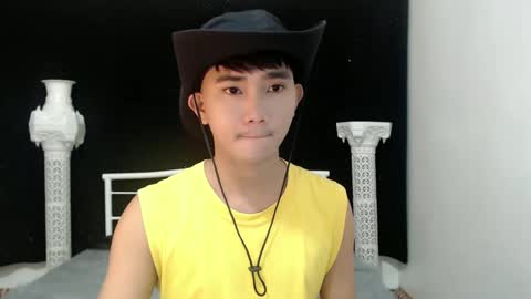 Snapshot of sexandroid1016 chatting on November 10, 2025, 12:53 am sexandroid1016 online show from November 10, 2025, 12:53 am