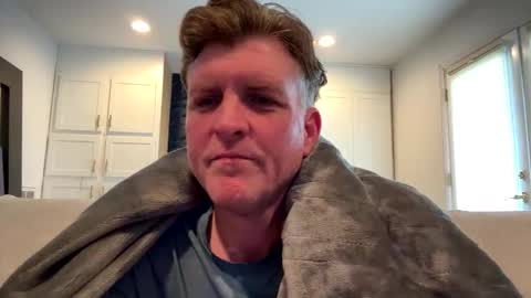 Snapshot of sexdisruptor chatting on April 28, 2026, 8:36 pm sexdisruptor online show from April 28, 2026, 8:36 pm