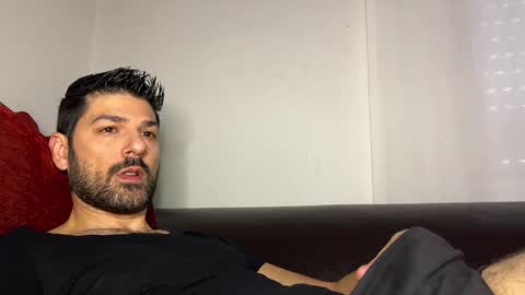 Lucenzo  online show from February 6, 2026, 9:23 am