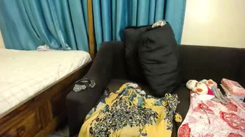 Mari online show from February 3, 2026, 2:53 am