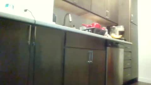 sexislitpuss69 online show from February 5, 2025, 10:33 pm