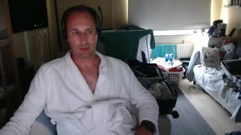Snapshot of sexlobo1 chatting on April 27, 2026, 4:27 pm Sexlobo online show from April 27, 2026, 4:27 pm