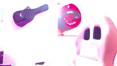 Snapshot of sexmilkdirty chatting on December 12, 2024, 11:58 pm sexmilkdirty online show from December 12, 2024, 11:58 pm