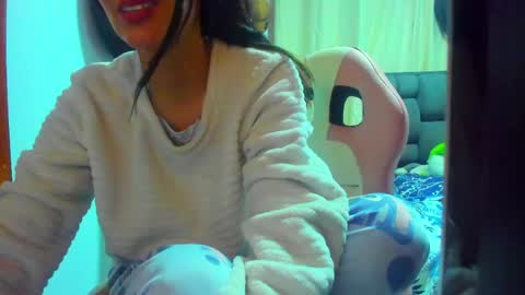 Snapshot of sexmilkdirty chatting on April 21, 2026, 11:29 pm sexmilkdirty online show from April 21, 2026, 11:29 pm