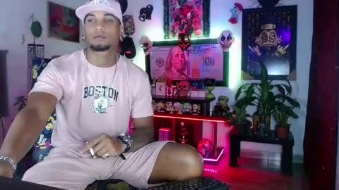 Snapshot of sexo_aharon chatting on June 7, 2026, 4:16 am Aharon ravelo online show from June 7, 2026, 4:16 am