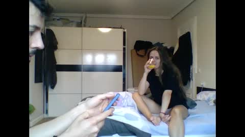 sexopareja332023 online show from January 3, 2025, 10:41 am