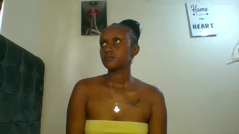 Snapshot of sexsy_sally chatting on December 17, 2024, 8:01 am sexsysally online show from December 17, 2024, 8:01 am