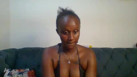 Snapshot of sexsy_sally chatting on March 8, 2025, 12:33 am sexsysally online show from March 8, 2025, 12:33 am