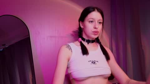 sextezi online show from January 6, 2025, 12:24 pm