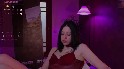 sextezi online show from September 24, 2025, 3:04 pm