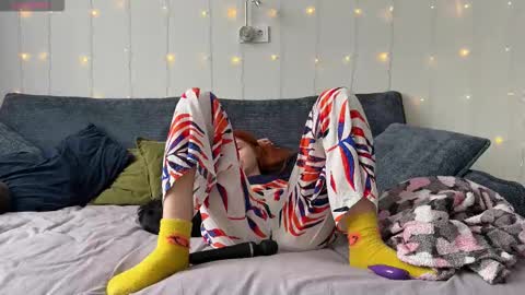 NIKKI KATE LIZA AND BOYS online show from February 13, 2026, 11:50 am