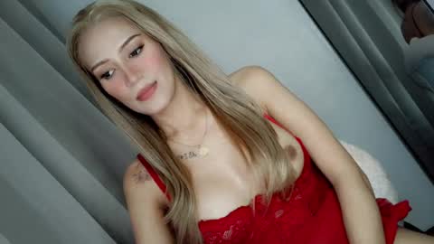 Snapshot of sexual_desire22 chatting on August 6, 2026, 8:11 pm Britney Allen online show from August 6, 2026, 8:11 pm