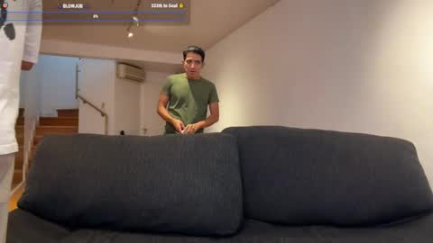 Andrea online show from April 1, 2026, 9:45 pm