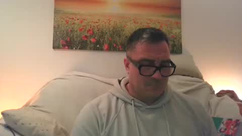 Sexurbation online show from November 19, 2025, 9:15 pm