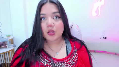 sexxchubby online show from October 5, 2025, 9:45 pm