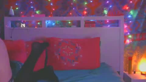 SEXX JUNKIEE online show from January 5, 2025, 7:49 am