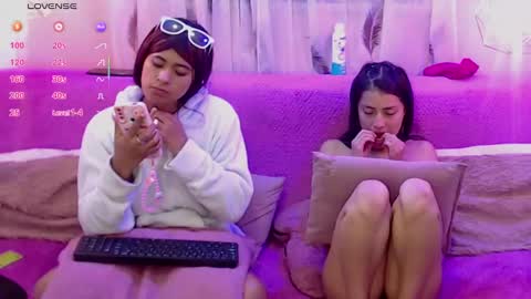 sexxxhorny_ online show from March 12, 2025, 6:18 am