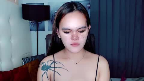 Snapshot of sexxxy_caroline chatting on January 15, 2025, 8:41 am sexxxy_caroline online show from January 15, 2025, 8:41 am