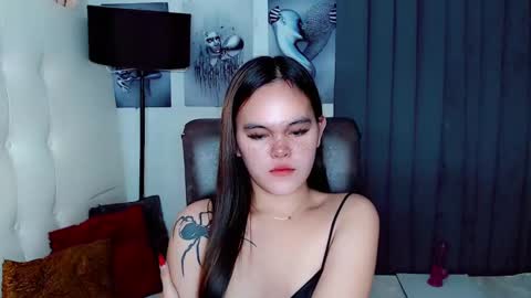 Snapshot of sexxxy_caroline chatting on February 16, 2025, 12:10 pm sexxxy_caroline online show from February 16, 2025, 12:10 pm