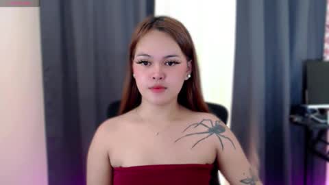 Snapshot of sexxxy_caroline chatting on January 15, 2026, 3:33 am sexxxy_caroline online show from January 15, 2026, 3:33 am