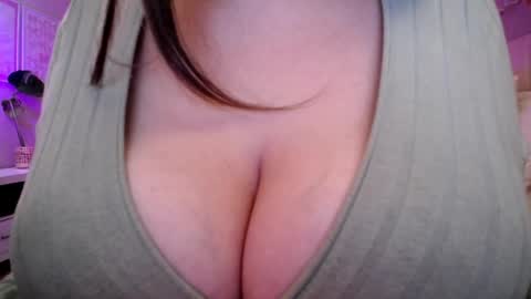 Princess online show from April 17, 2026, 2:14 am