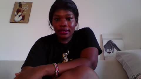 Snapshot of sexxy_beiby chatting on February 18, 2026, 2:35 pm sexxy_beiby online show from February 18, 2026, 2:35 pm
