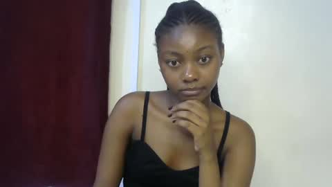 Snapshot of sexxy_divaa chatting on April 16, 2026, 9:39 pm vicky online show from April 16, 2026, 9:39 pm