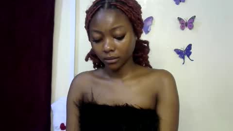 Snapshot of sexxy_divaa chatting on May 19, 2026, 4:46 pm vicky online show from May 19, 2026, 4:46 pm