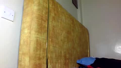 skylar online show from March 19, 2026, 4:49 am