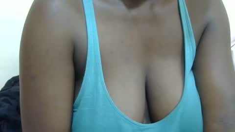 Snapshot of sexxy_maya1 chatting on December 20, 2025, 8:10 am sexxy_maya1 online show from December 20, 2025, 8:10 am
