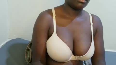 sexxy_maya1 online show from March 18, 2026, 8:01 pm