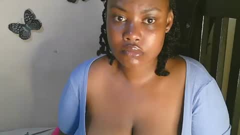 Snapshot of sexxy_mish chatting on September 15, 2025, 2:11 am sexxy_mish online show from September 15, 2025, 2:11 am