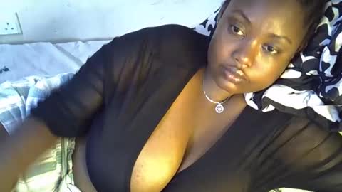 Snapshot of sexxy_mish chatting on October 18, 2025, 7:31 am sexxy_mish online show from October 18, 2025, 7:31 am