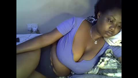 Snapshot of sexxy_mish chatting on October 22, 2025, 11:59 pm sexxy_mish online show from October 22, 2025, 11:59 pm