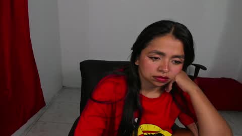 Snapshot of sexxyhot23 chatting on December 2, 2024, 3:58 am LINDA online show from December 2, 2024, 3:58 am