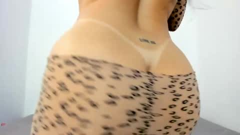Snapshot of sexxylatincouple1 chatting on May 26, 2026, 9:38 am sexxylatincouple1 online show from May 26, 2026, 9:38 am