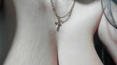 sexxymeriemm online show from September 17, 2025, 5:25 pm