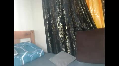 sexxypritty online show from May 15, 2026, 3:19 pm