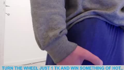 sexxyxxman online show from May 18, 2026, 4:18 am