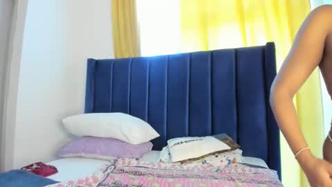 sexy amber online show from September 10, 2025, 9:09 am