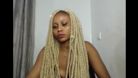 Snapshot of sexy_badgirl2 chatting on February 14, 2026, 9:17 am Sexy blackgirl2 online show from February 14, 2026, 9:17 am