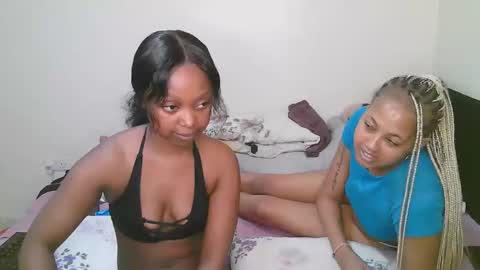 sexy_bluegirl online show from April 1, 2026, 11:00 am