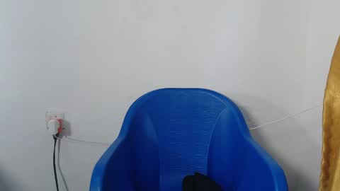 Snapshot of sexy_bluey247 chatting on April 20, 2026, 6:38 am sexy_bluey247 online show from April 20, 2026, 6:38 am