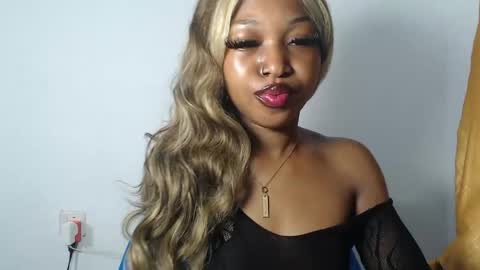 Snapshot of sexy_bluey247 chatting on April 21, 2026, 2:15 am sexy_bluey247 online show from April 21, 2026, 2:15 am