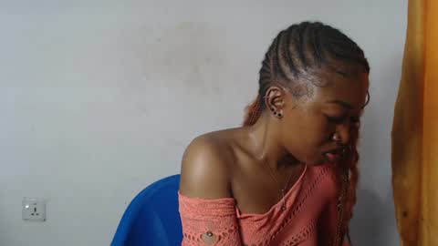 Snapshot of sexy_bluey247 chatting on June 29, 2026, 2:50 pm sexy_bluey247 online show from June 29, 2026, 2:50 pm