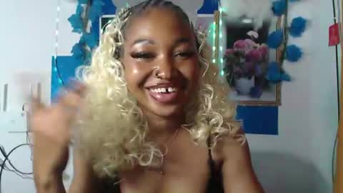 Snapshot of sexy_bluey247 chatting on July 8, 2026, 4:00 pm sexy_bluey247 online show from July 8, 2026, 4:00 pm